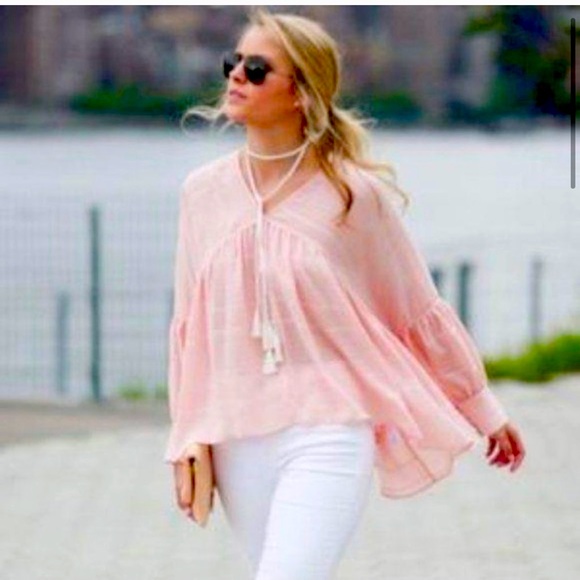 Pretty Finders Keepers Light Pink Blouse NWOT - Picture 2 of 7